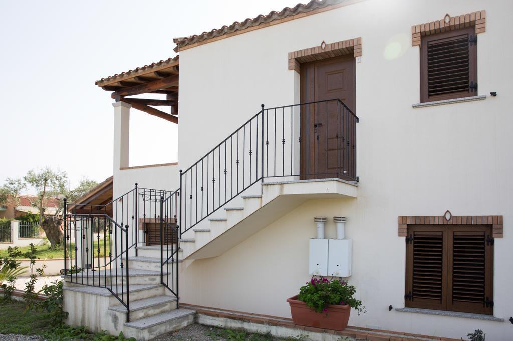 Appartamenti Torre Di Bari Bari Sardo Exterior photo